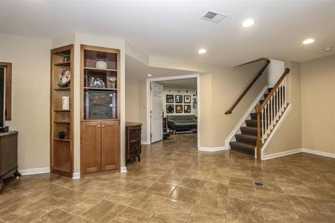 4122 Pillars Dr, Cincinnati, OH 45209 photo 27