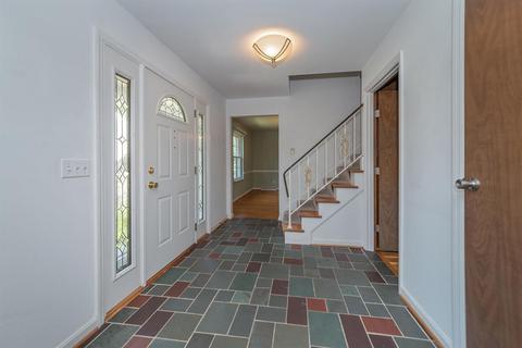 6034 Trowbridge Dr, Cincinnati, OH 45241 photo 5