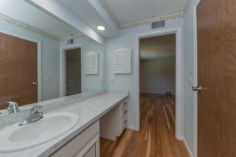 6034 Trowbridge Dr, Cincinnati, OH 45241 photo 25