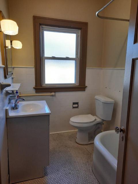 239 Ehrman Ave, Cincinnati, OH 45220 photo 11