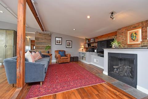 1232 Vine St #9, Cincinnati, OH 45202 photo 4