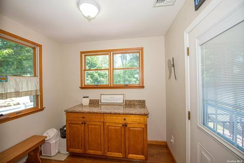 1302 Beech Ave, Cincinnati, OH 45205 photo 21