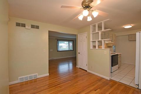 6840 Edmar Ct, Cincinnati, OH 45239 photo 9
