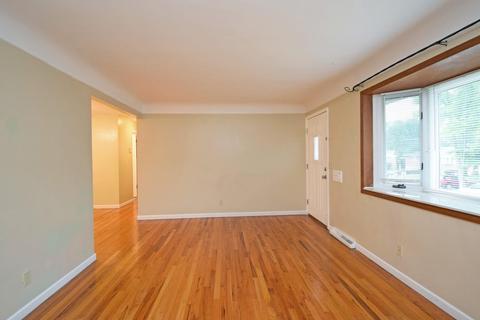 6840 Edmar Ct, Cincinnati, OH 45239 photo 7