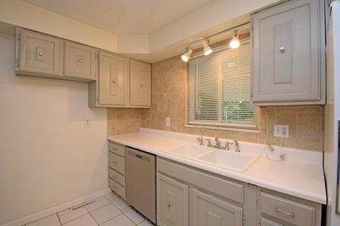 6840 Edmar Ct, Cincinnati, OH 45239 photo 11