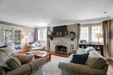 736 Avon Fields Ln, Cincinnati, OH 45229 photo 4
