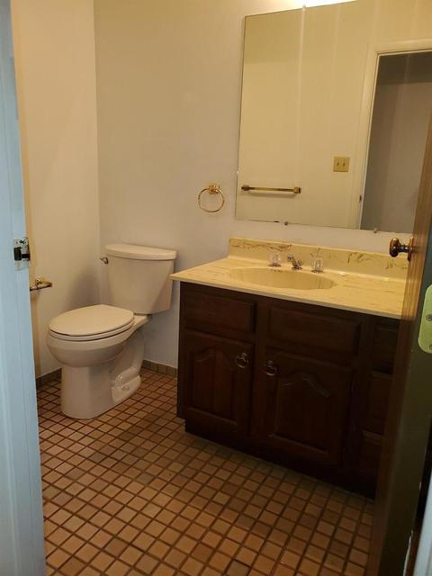 305 Riddle Rd, Woodlawn, OH 45215 photo 12