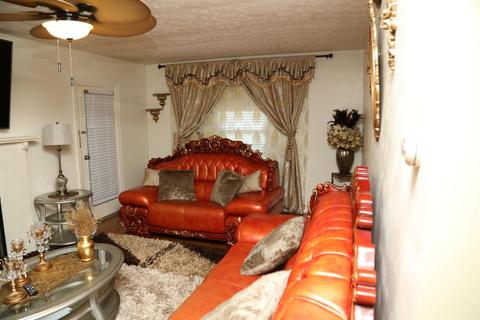 866 Galbraith Rd, Cincinnati, OH 45231 photo 3