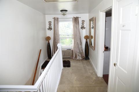 866 Galbraith Rd, Cincinnati, OH 45231 photo 8