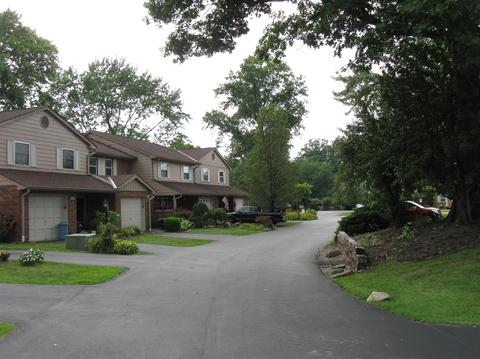 210 Duchess Ln, Cincinnati, OH 45255 photo 4