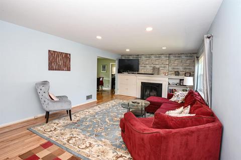 3025 Irvella Pl, Cincinnati, OH 45238 photo 3