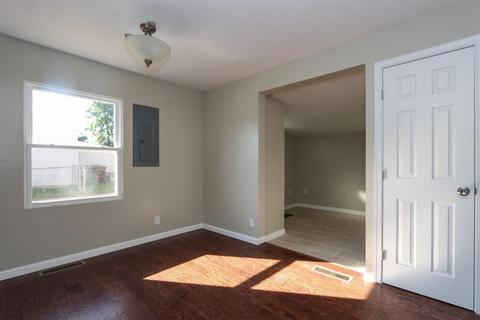 100 Flintstone Dr, Harrison, OH 45030 photo 9