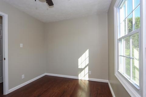 100 Flintstone Dr, Harrison, OH 45030 photo 14