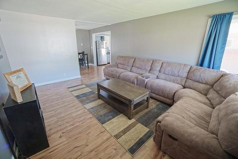 914 Kingston Dr, Hamilton, OH 45013 photo 8