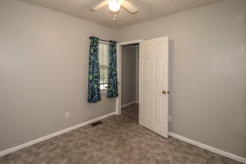 4816 Laurel Ave, Blue Ash, OH 45242 photo 12