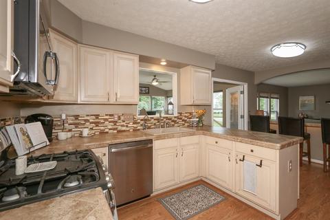 444 Maplecroft Ct, Cincinnati, OH 45255 photo 23