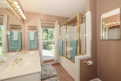 444 Maplecroft Ct, Cincinnati, OH 45255 photo 32