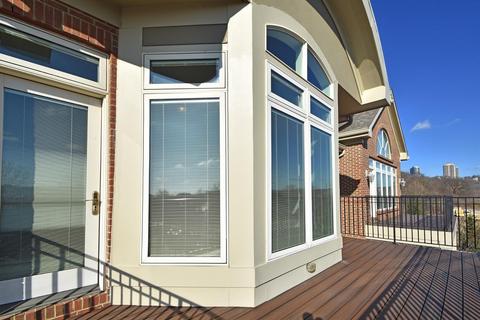 1184 Riverside Dr, Cincinnati, OH 45202 photo 23