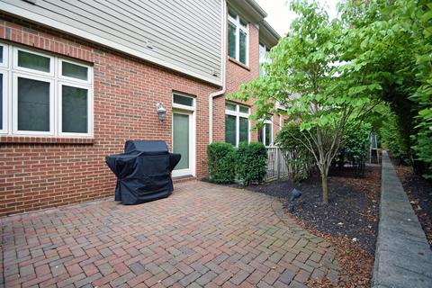 1184 Riverside Dr, Cincinnati, OH 45202 photo 11
