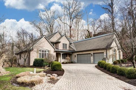 36 Hampton Ln, Cincinnati, OH 45208 photo 3