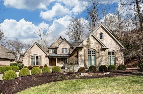 36 Hampton Ln, Cincinnati, OH 45208 photo 4