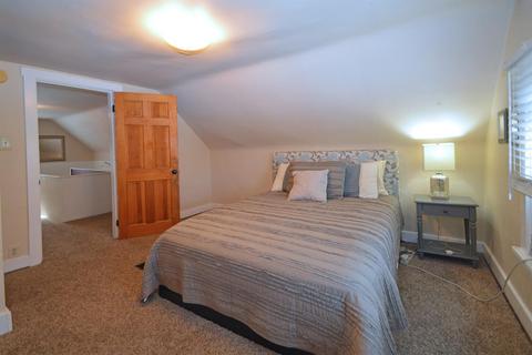 3249 Vine St, Cincinnati, OH 45220 photo 19