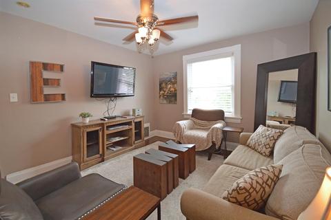 3249 Vine St, Cincinnati, OH 45220 photo 15