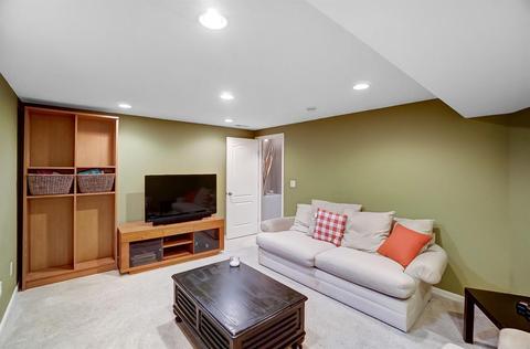 10083 Thoroughbred Ln, Cincinnati, OH 45231 photo 35