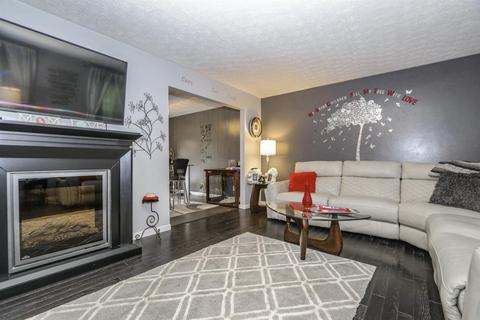 3987 Benjamin St, Cincinnati, OH 45245 photo 5