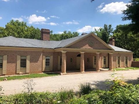 4660 Drake Rd, Cincinnati, OH 45243 photo 1