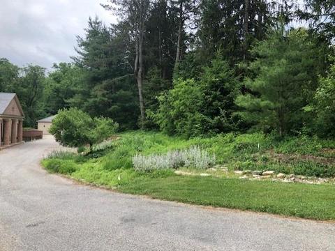 4660 Drake Rd, Cincinnati, OH 45243 photo 3