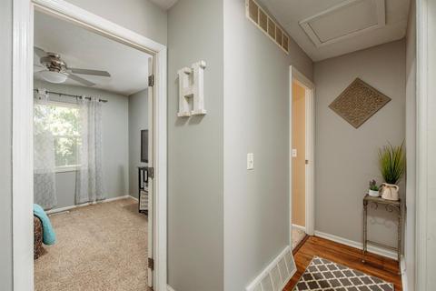 1504 Forester Dr, Cincinnati, OH 45240 photo 12