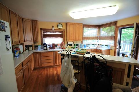 716 Cherry St, Blanchester, OH 45107 photo 4