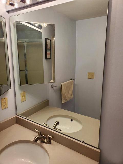 491 Mapleleaf Dr #D, Cincinnati, OH 45255 photo 8
