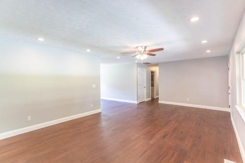 2101 Stowe Dr, Springfield, OH 45505 photo 10