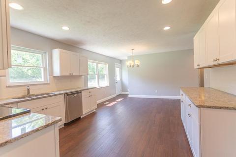 2101 Stowe Dr, Springfield, OH 45505 photo 13