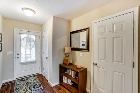 7021 Locker Ct, Cincinnati, OH 45224 photo 4