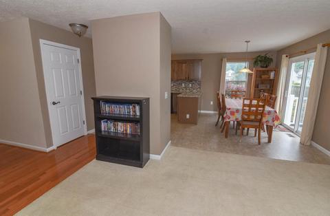 8 Spencer Ct, Amelia, OH 45102 photo 5
