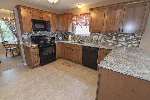 8 Spencer Ct, Amelia, OH 45102 photo 3