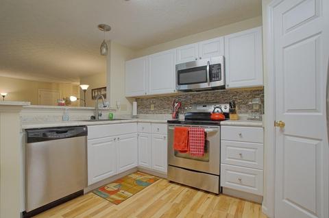 10480 Springrun Dr, Cincinnati, OH 45231 photo 12