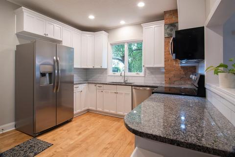2704 Arbor Ave, Cincinnati, OH 45209 photo 4