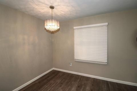 1174 Wellspring Dr, Cincinnati, OH 45231 photo 8