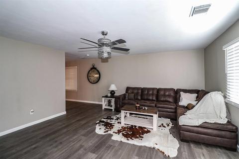 1174 Wellspring Dr, Cincinnati, OH 45231 photo 2