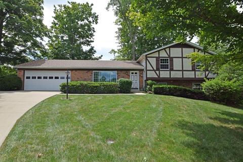 752 Pickwick Dr, Cincinnati, OH 45255 photo 1