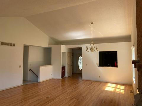 3037 Chatham Ct, Maineville, OH 45039 photo 4