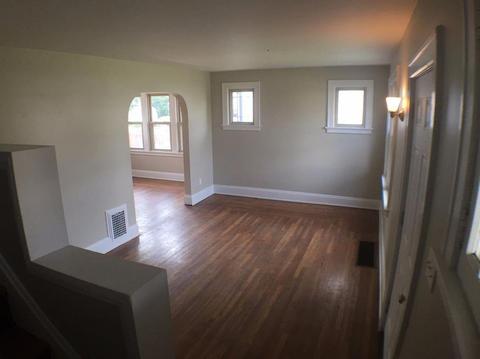 5814 Saranac Ave, Cincinnati, OH 45224 photo 3