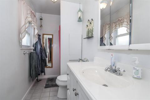 701 Miles Ln, Cincinnati, OH 45245 photo 17