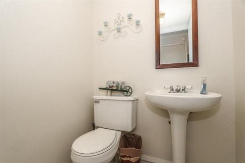701 Miles Ln, Cincinnati, OH 45245 photo 24