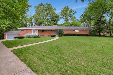 6103 Shadowslope Ln, Cincinnati, OH 45244 photo 1