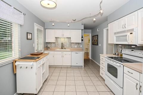 669 Silverhedge Dr, Cincinnati, OH 45231 photo 10